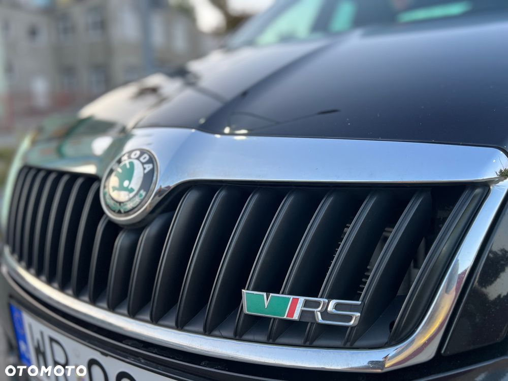 Skoda Octavia Combi 2.0 TDI CR DPF DSG RS - 15