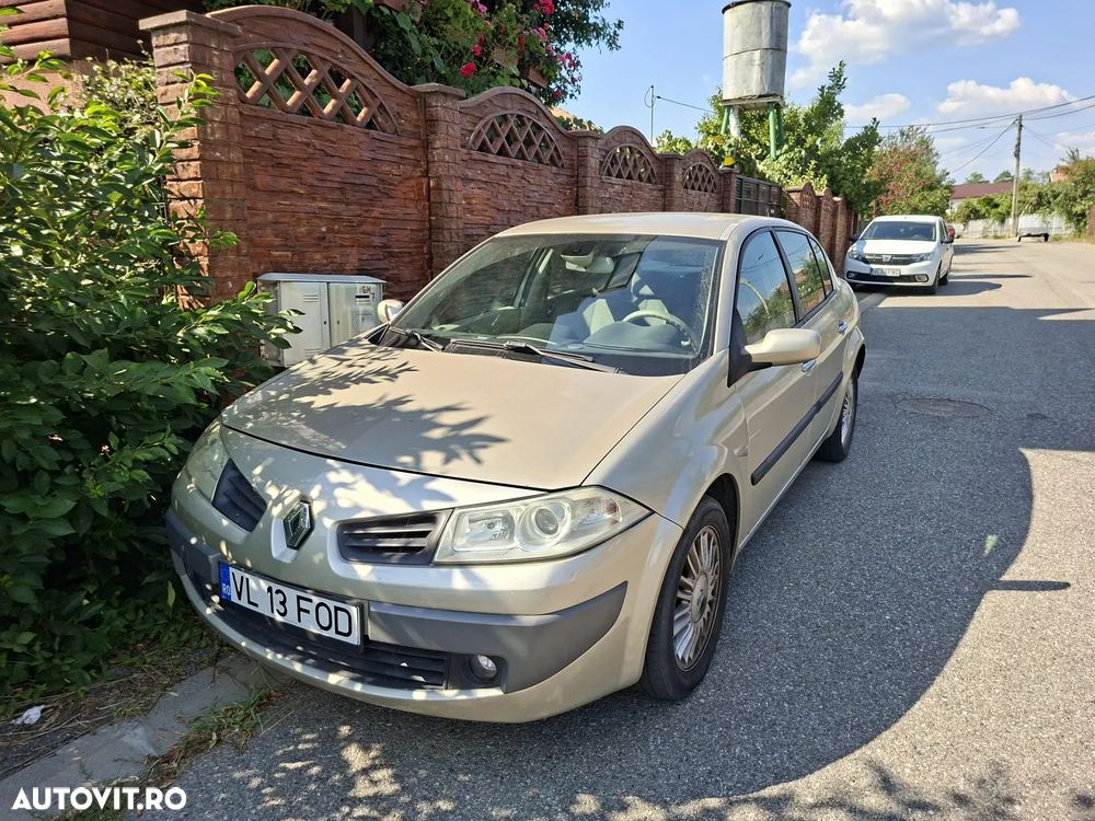 Renault Megane 1.6 16V Privilege Aut - 1