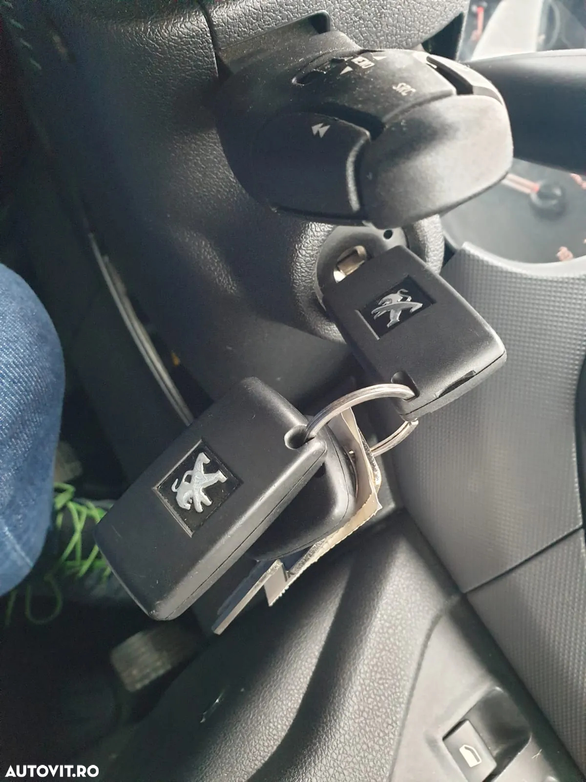 Peugeot Partner Combi 1.6 HDi 75 CP Confort FAP - 27