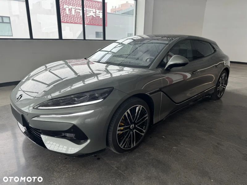 Denza Z9 GT - 7