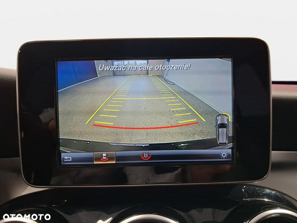 Mercedes-Benz Klasa C - 32