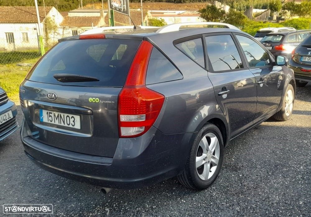 Kia Ceed SW 1.6 CRDi EX ISG - 6