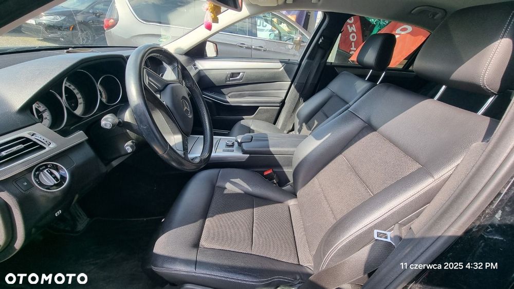 Mercedes-Benz Klasa E - 26