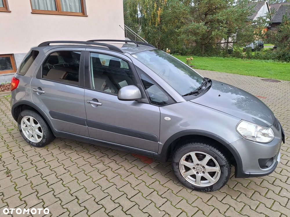 Suzuki SX4 1.6 GS / Premium 4WD - 32