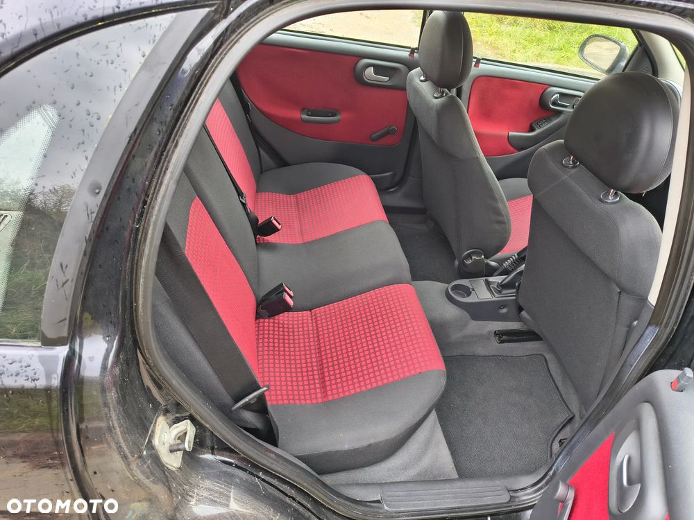 Opel Corsa - 11