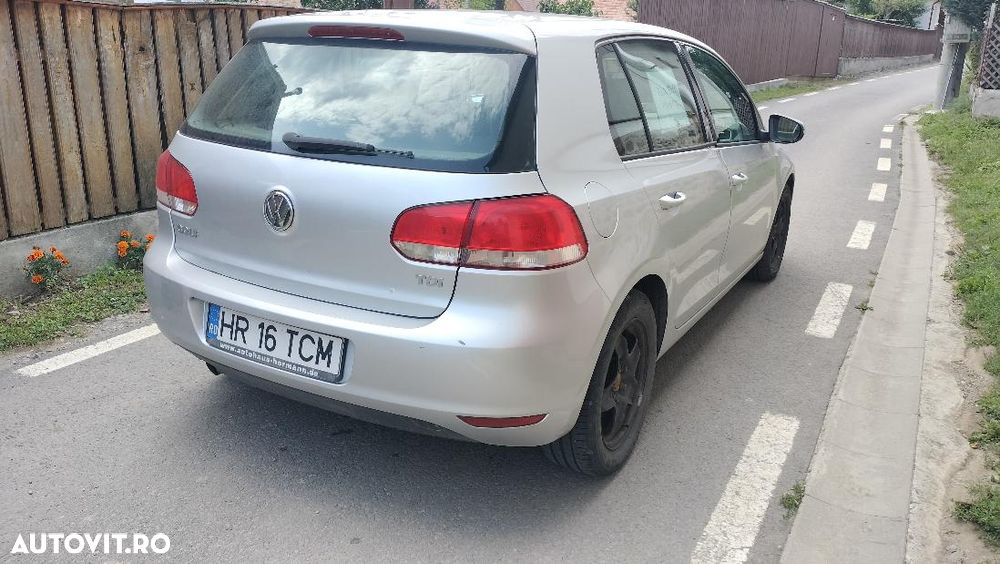 Volkswagen Golf - 2