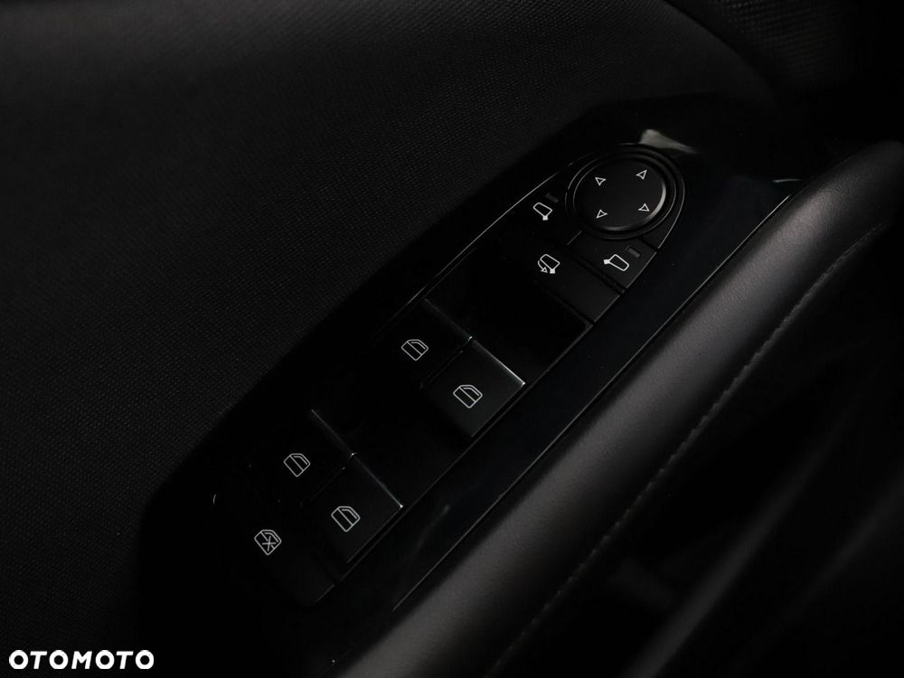 Mazda 3 e-SKYACTIV-G 2.0 M HYBRID SELECTION - 38