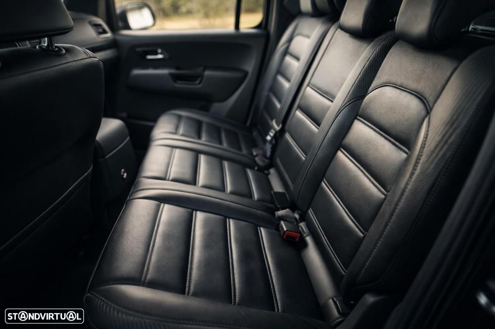 VW Amarok V6 SHADOW EDITION - 25