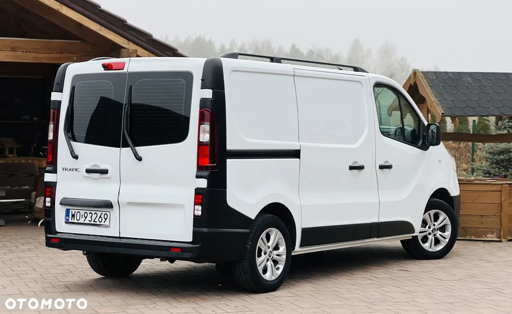 Renault Trafic - 19