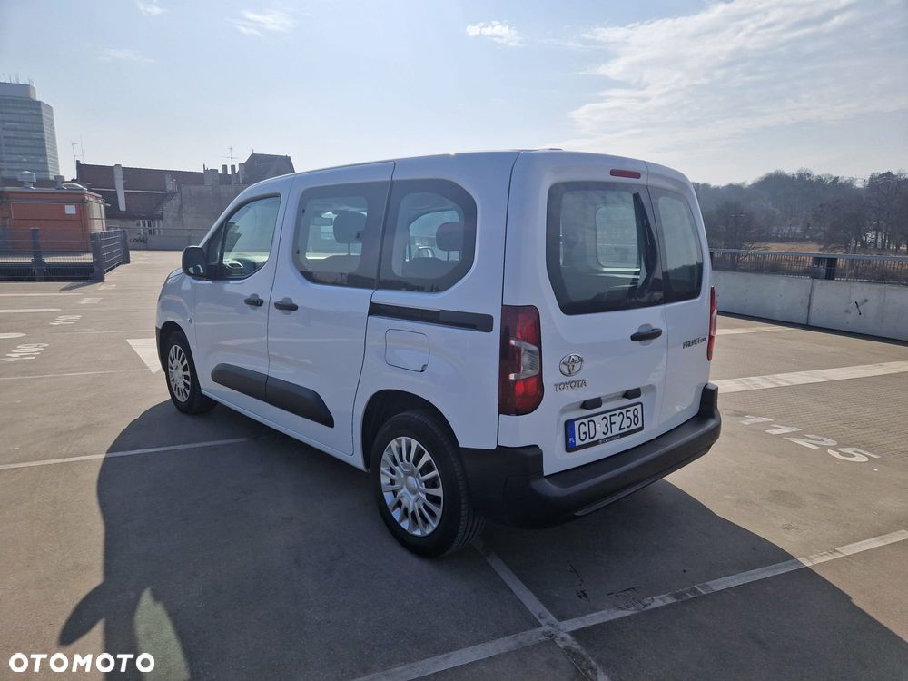 Toyota Proace City Verso - 8