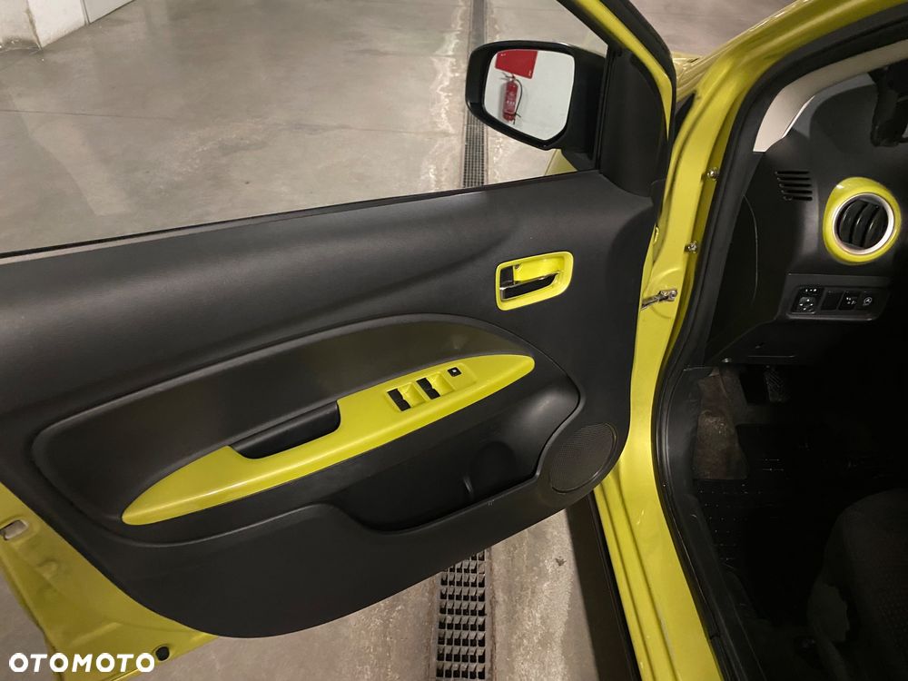 Mitsubishi Space Star - 6