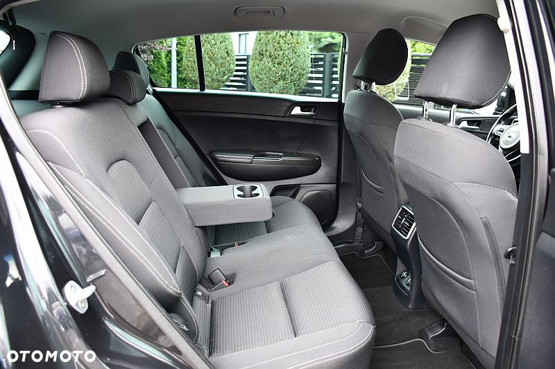 Kia Sportage 1.6 GDI 2WD Black Edition - 22