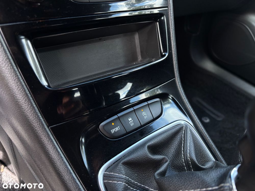 Opel Astra 1.6 D (CDTI) Start/Stop Innovation - 23