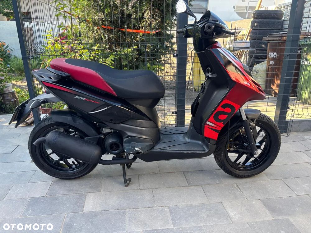 Aprilia SR - 6