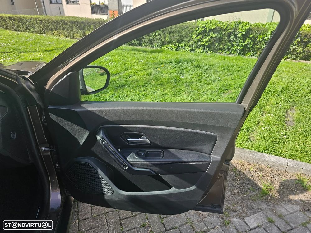 Dacia Duster 1.6 Tour Bi-Fuel - 19