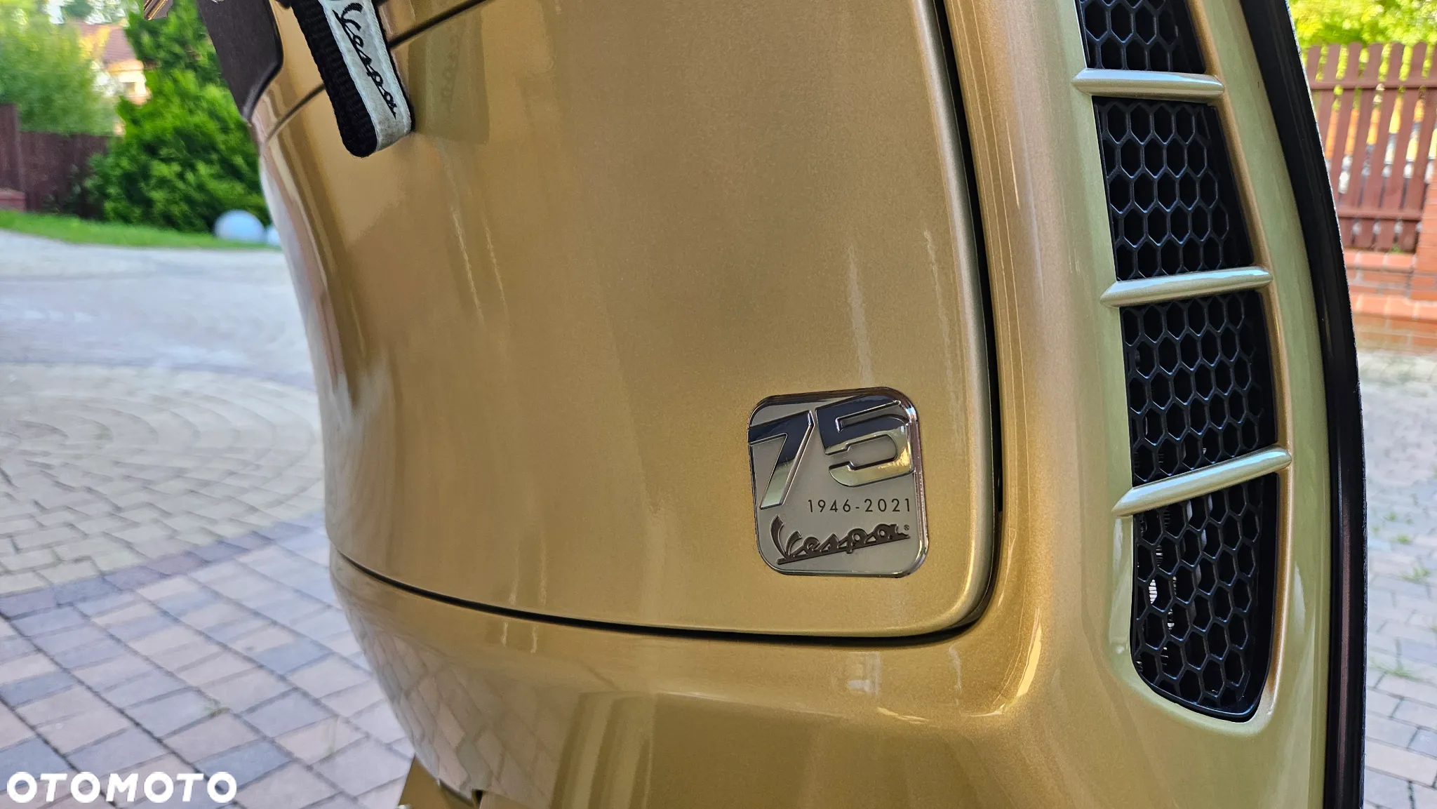 Piaggio Vespa - 2