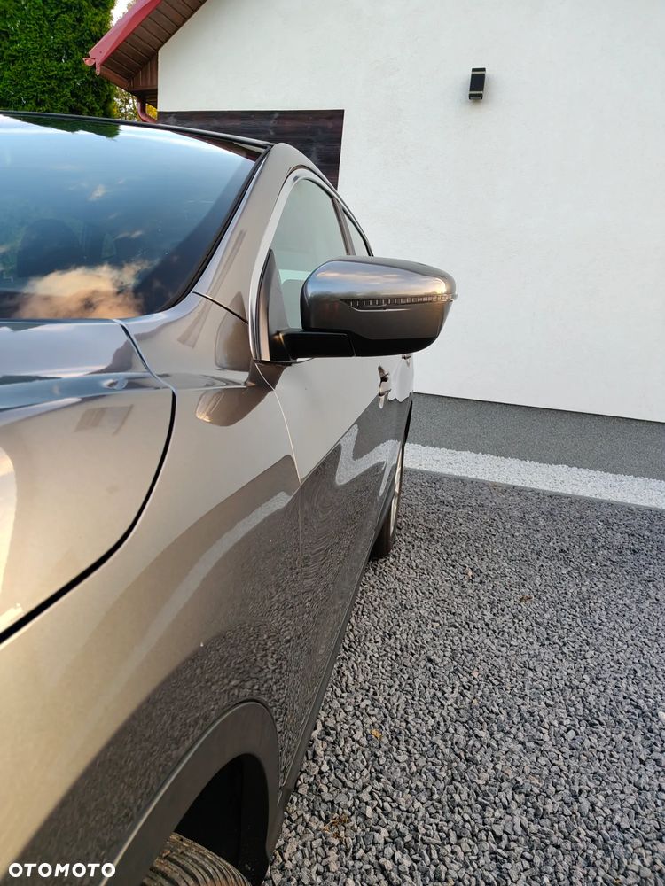 Nissan Qashqai 1.6 DCi Tekna Xtronic - 33