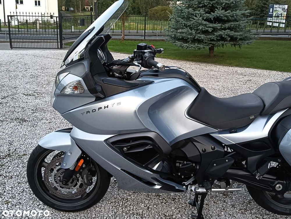 Triumph Trophy - 30