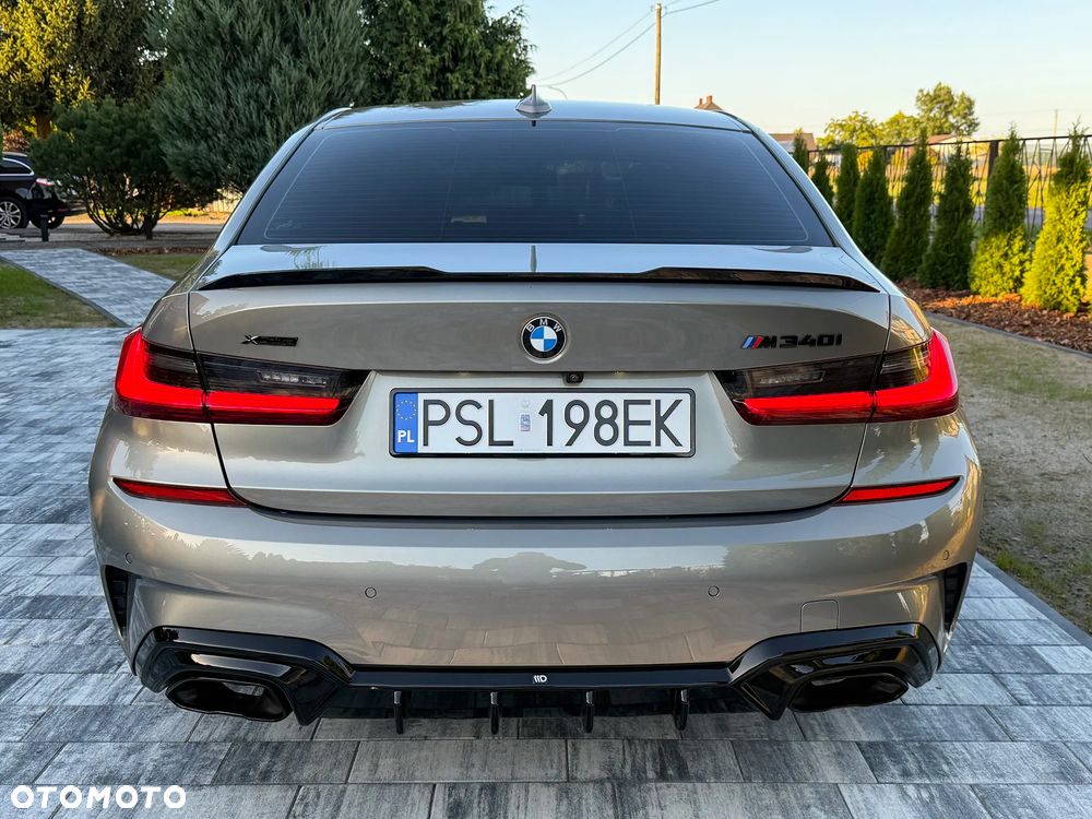 BMW Seria 3 M340i xDrive - 11