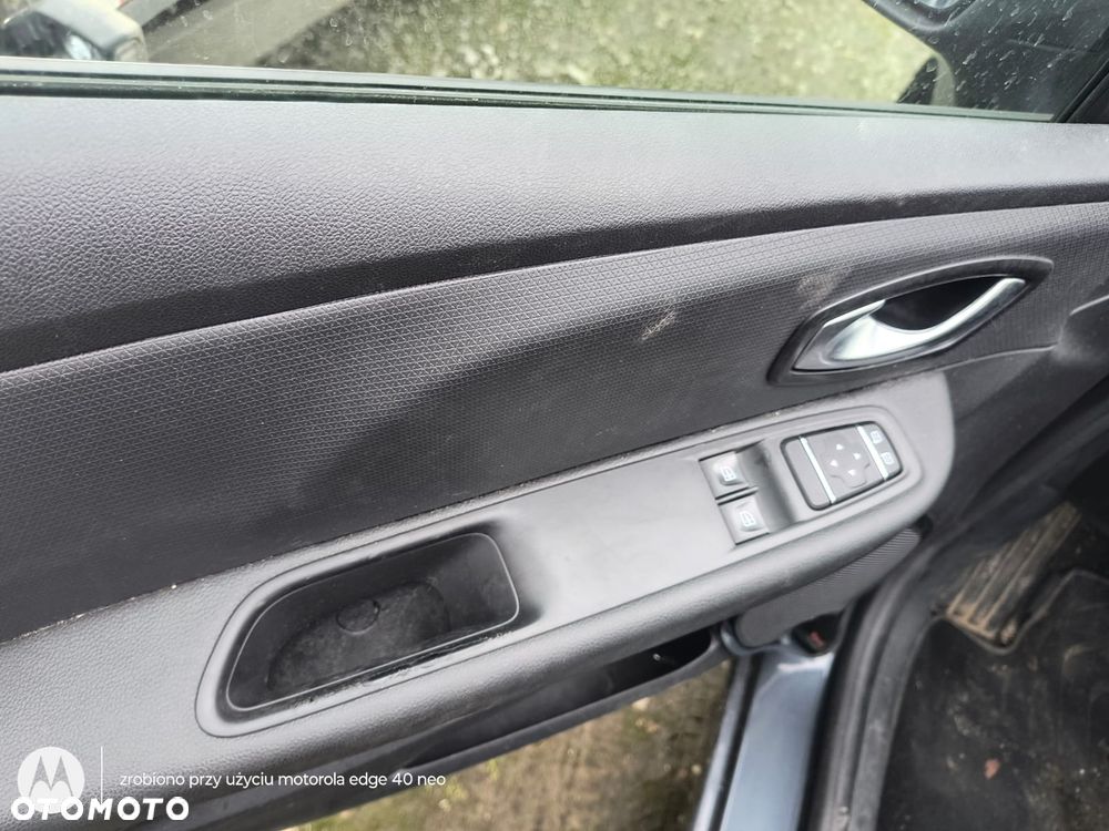 Renault Clio (Energy) TCe 90 Start & Stop INTENS - 16