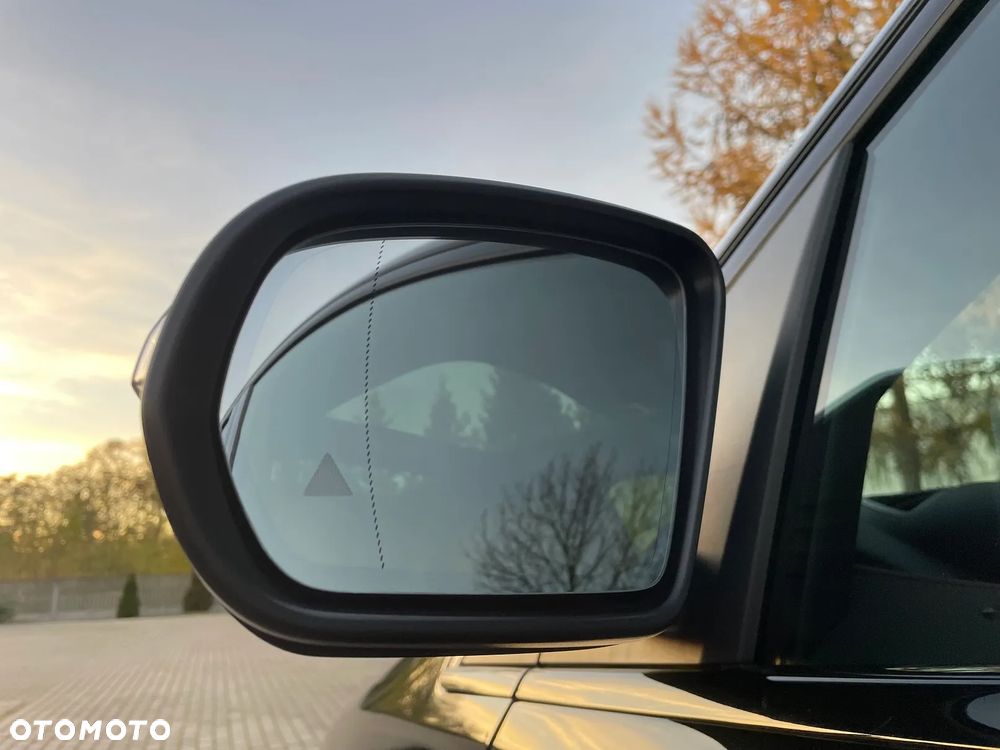 Mercedes-Benz Klasa B 180 d AMG Line 7G-DCT - 30