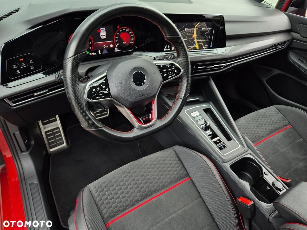 Volkswagen Golf - 9