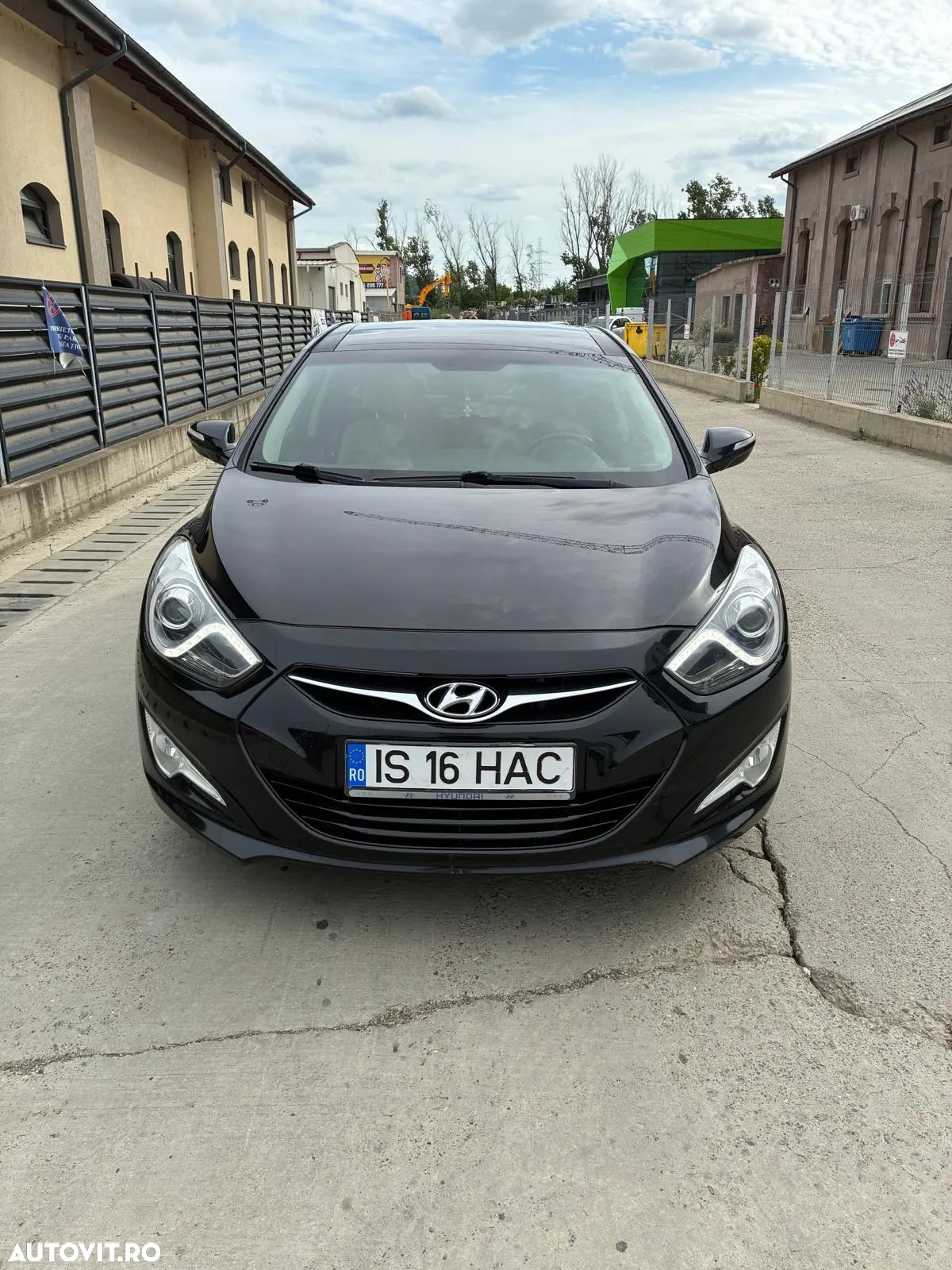 Hyundai i40 1.7 CRDI Comfort - 1