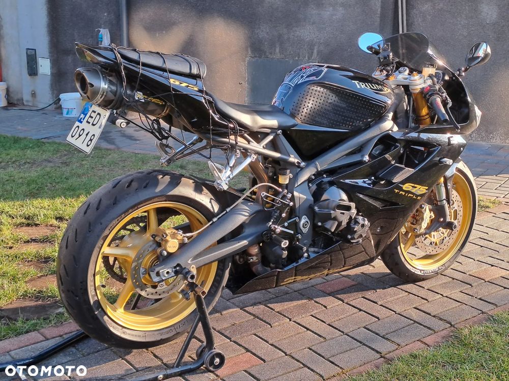 Triumph Daytona - 5