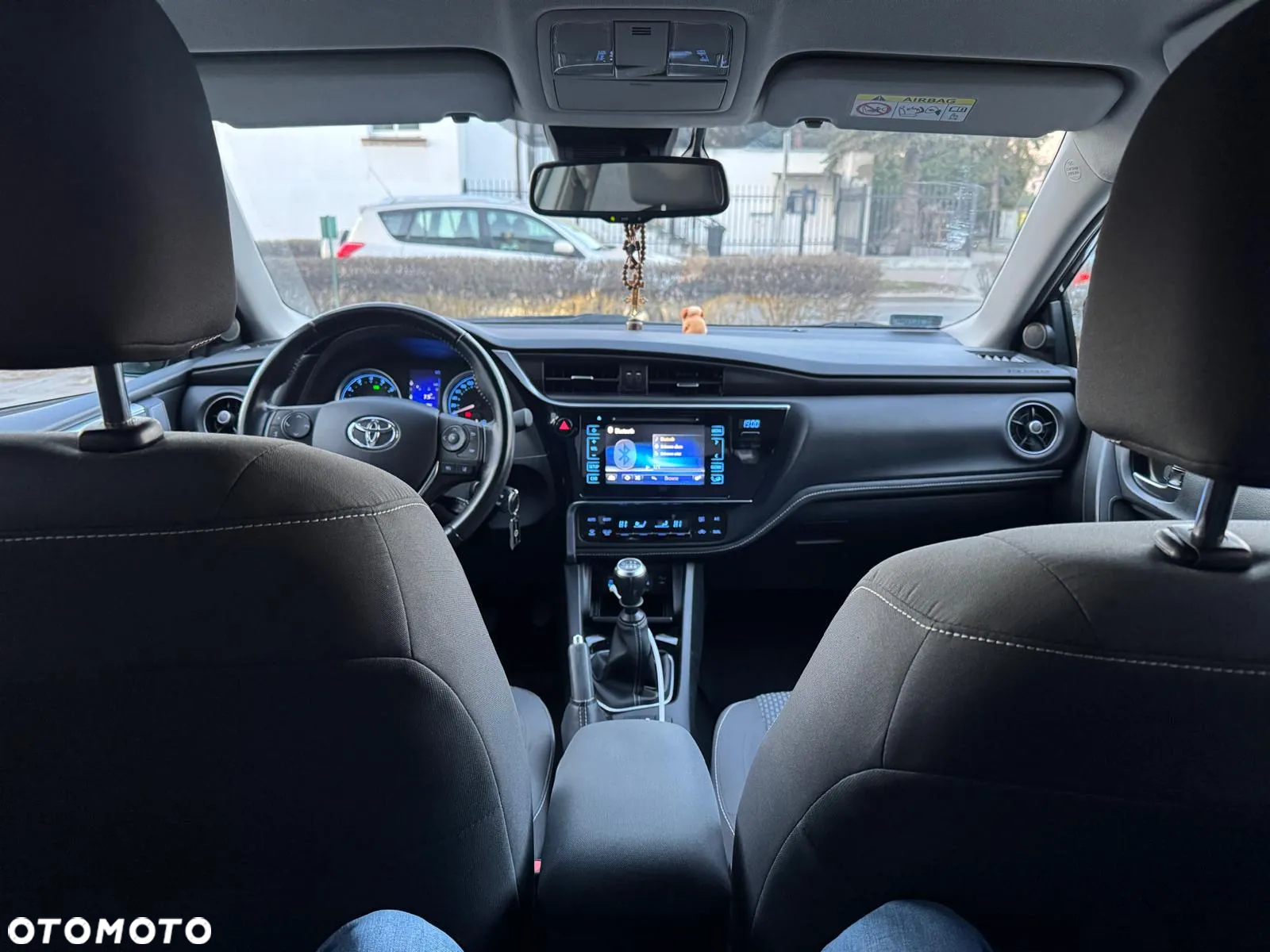 Toyota Corolla 1.6 Comfort - 9