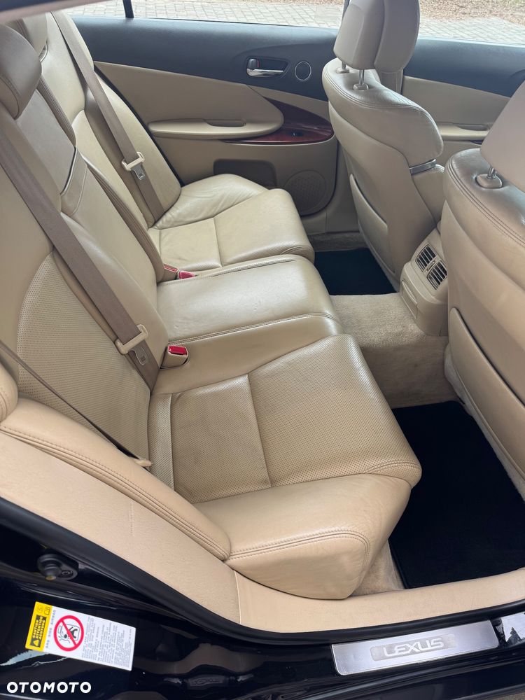 Lexus GS 300 Prestige + - 7