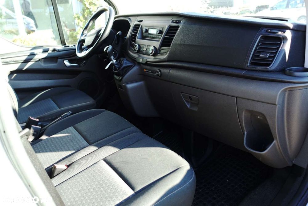 Ford Transit Custom - 8