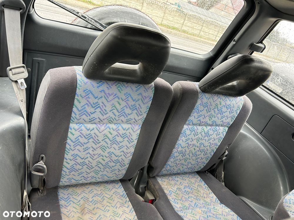 Toyota RAV4 - 23