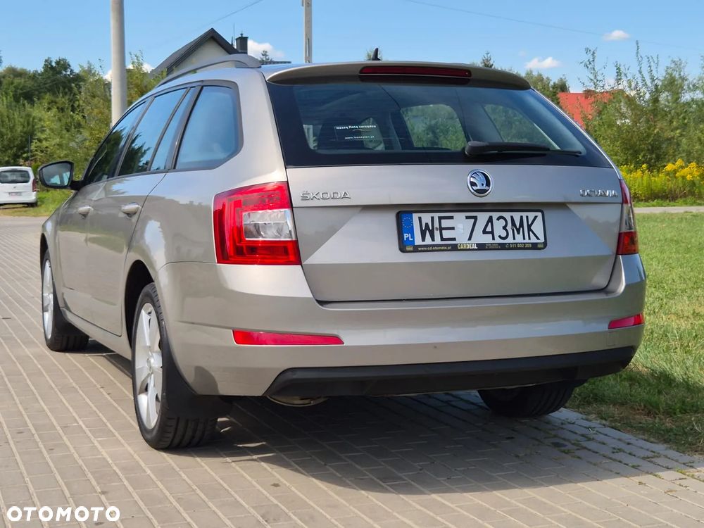 Skoda Octavia 2.0 TDI Ambition DSG - 17