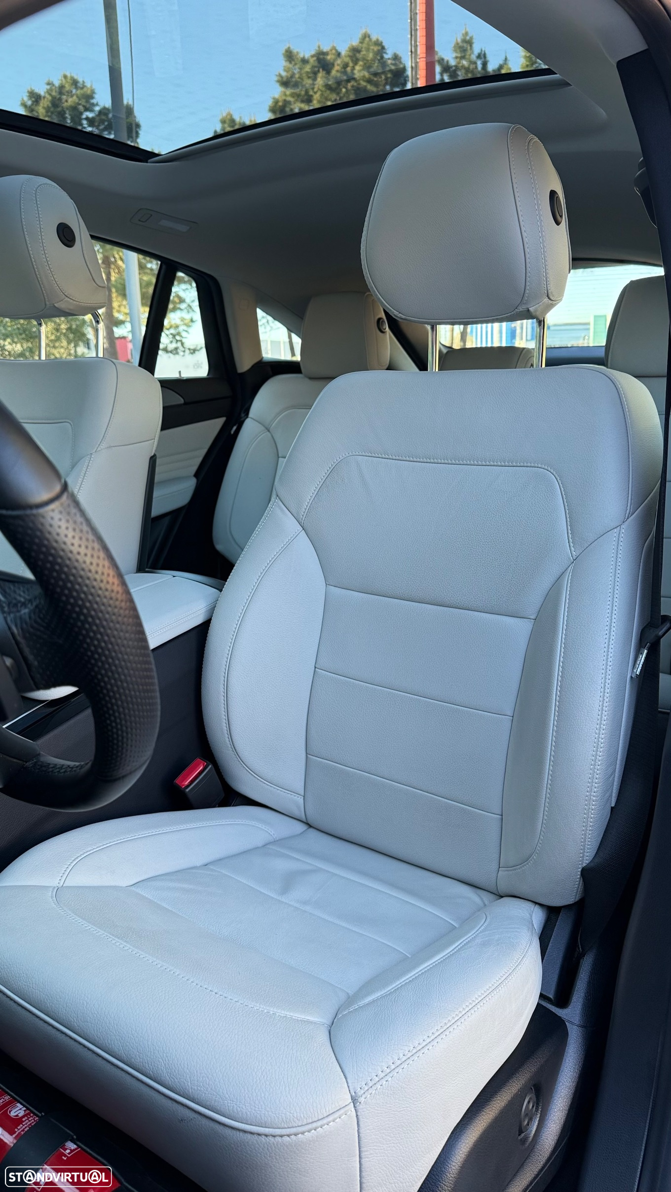 Mercedes-Benz GLE 350 d 4-Matic - 29