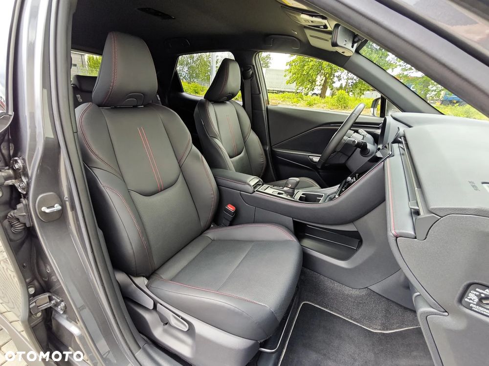 Lexus LBX 1.5 Hybrid Emotion - 13