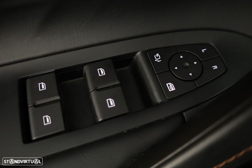 MG EHS 1.5 T-GDI Plug-in Hybrid Luxury - 19