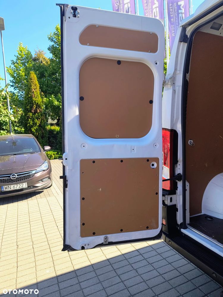 Opel Movano 2.2 cdti 140KM L2H2 Vat23% - 31