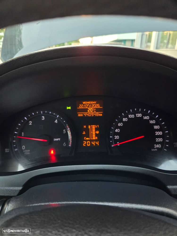 Toyota Avensis - 14