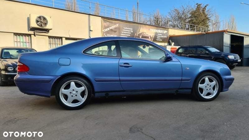 Mercedes-Benz CLK 430 - 38