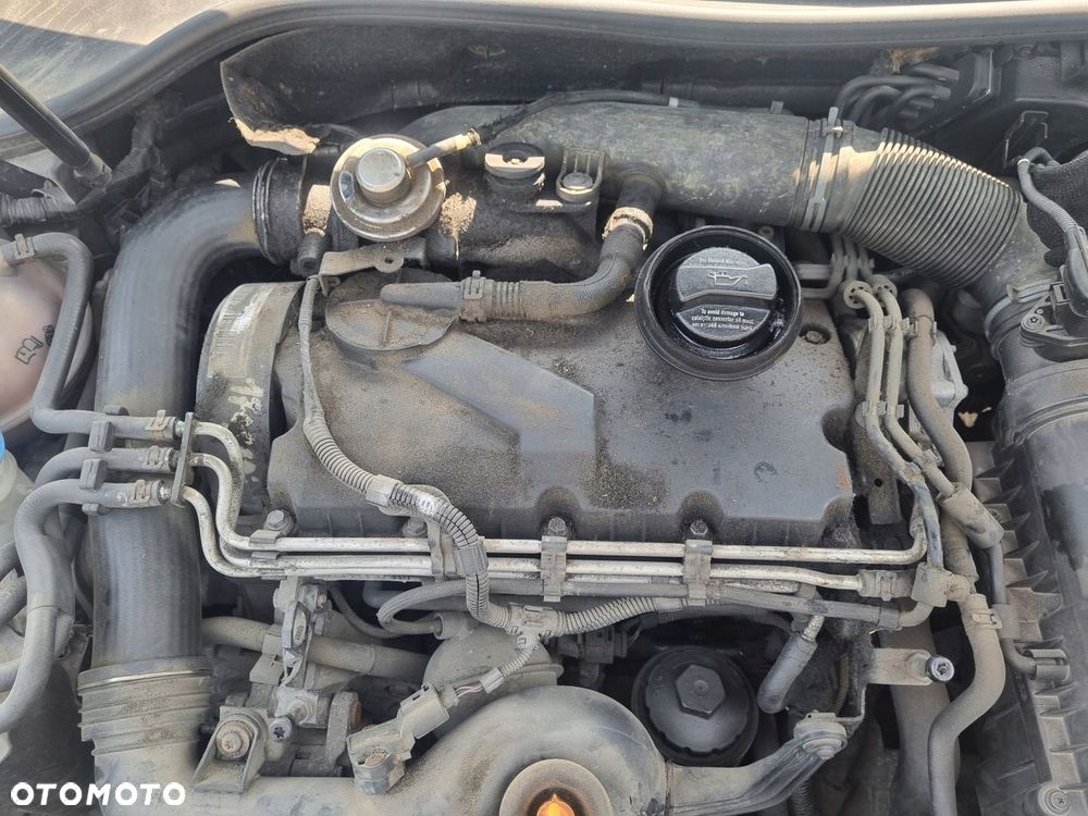 VOLKSWAGEN GOLF V 03-09 2004 r. SILNIK 1,9 TDI 66 kW 90 KM BRU EU - 2