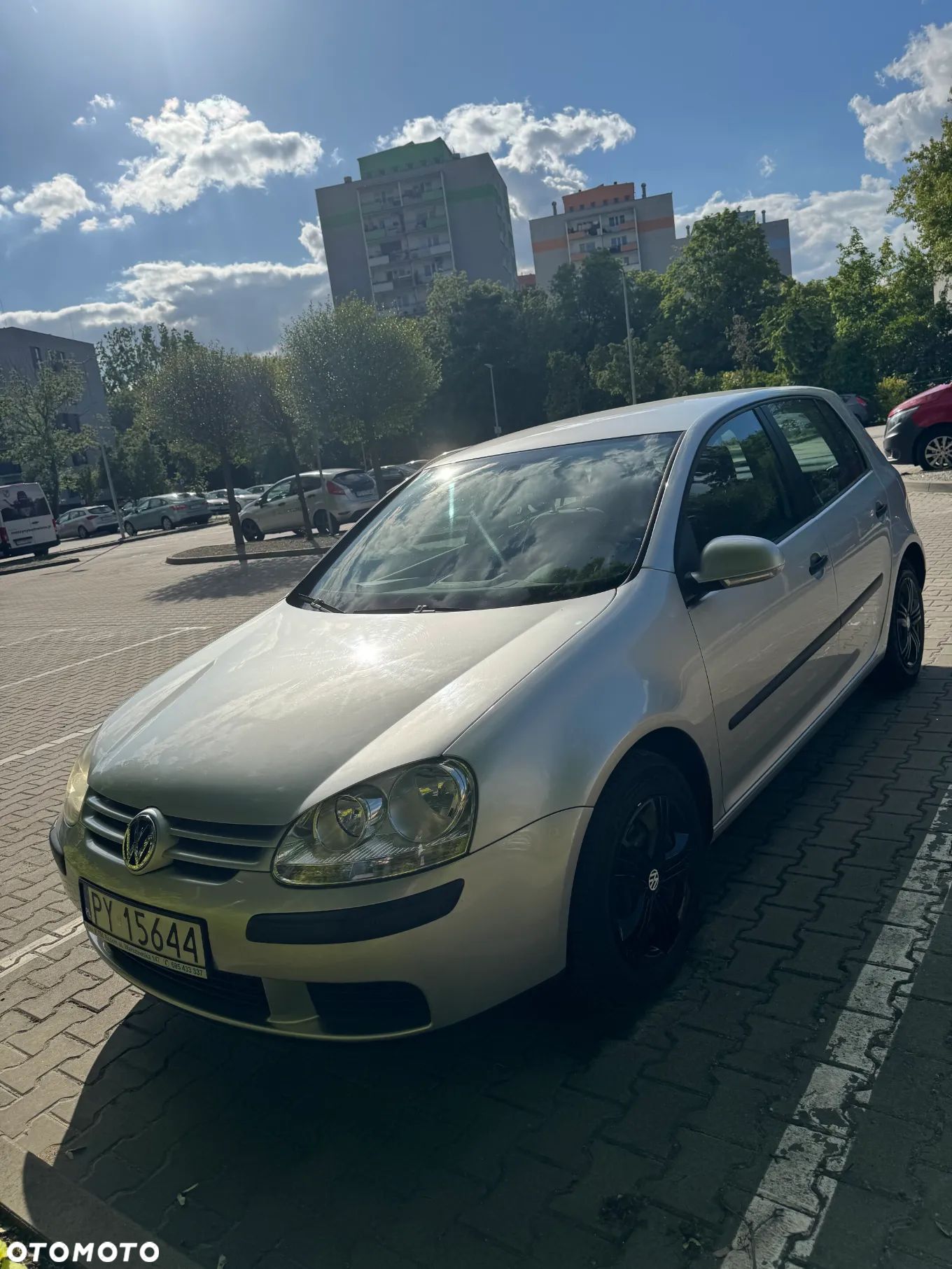 Volkswagen Golf V 1.6 FSI Trendline - 1