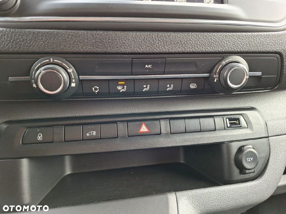 Opel Vivaro - 17