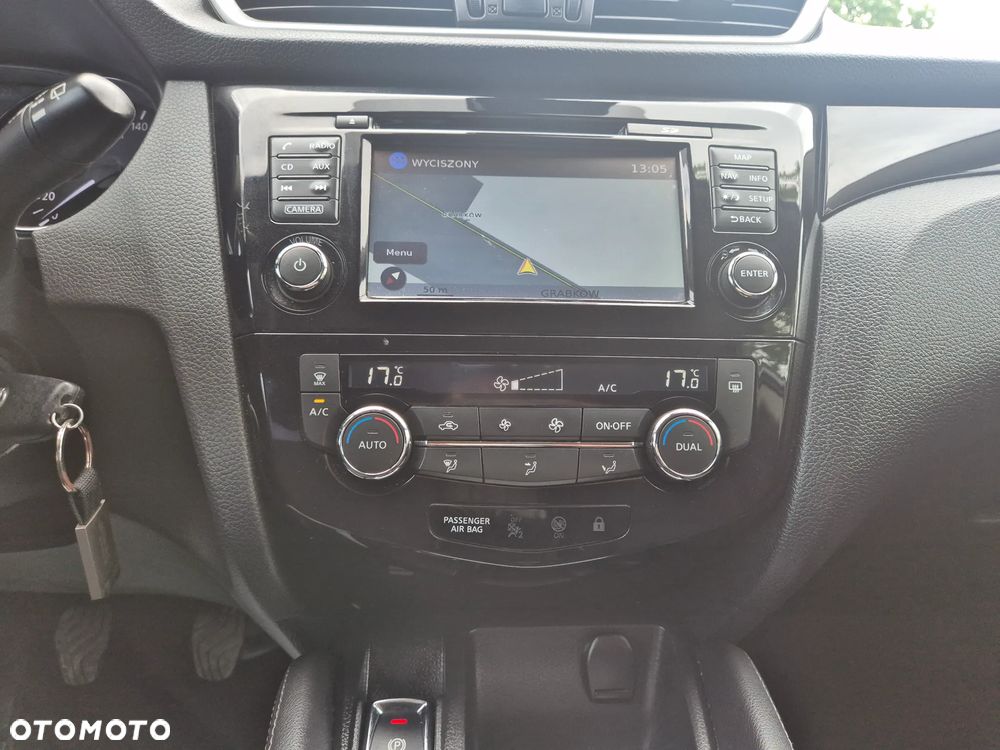 Nissan Qashqai 1.6 dCi DPF acenta - 23