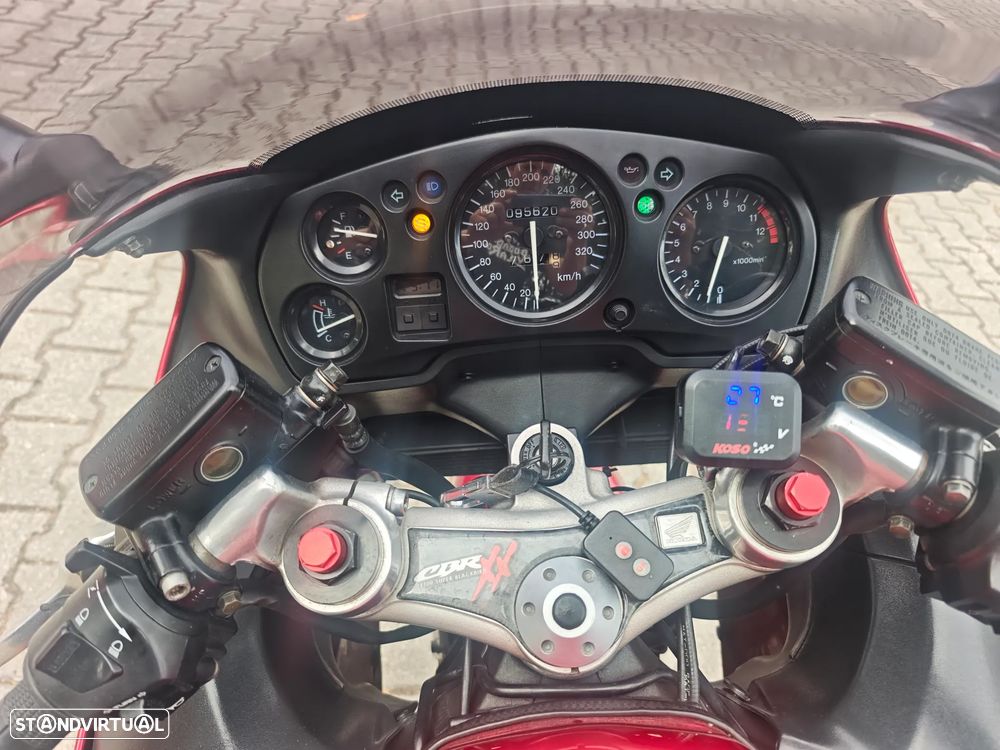 Honda CBR CBR 1100 XX super Blackbird - 11