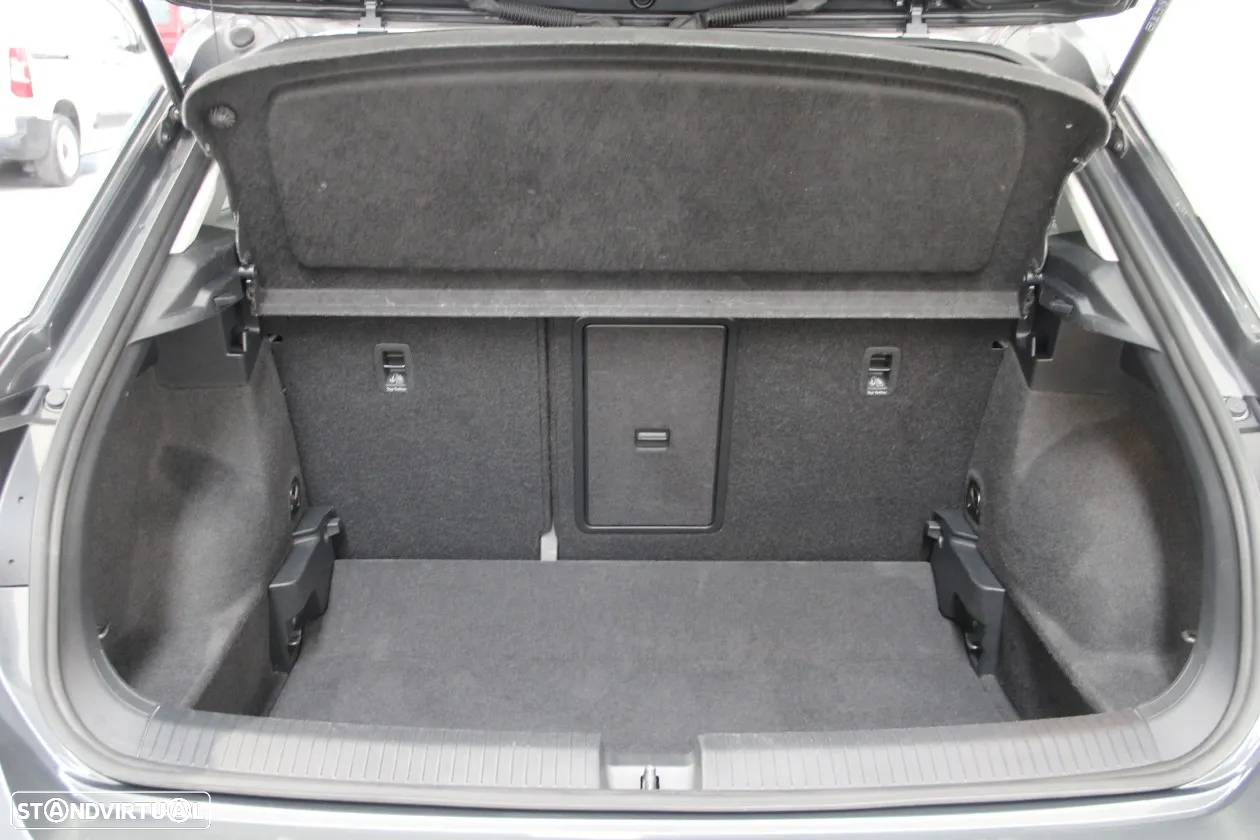 VW T-Roc 1.0 TSI Life - 27