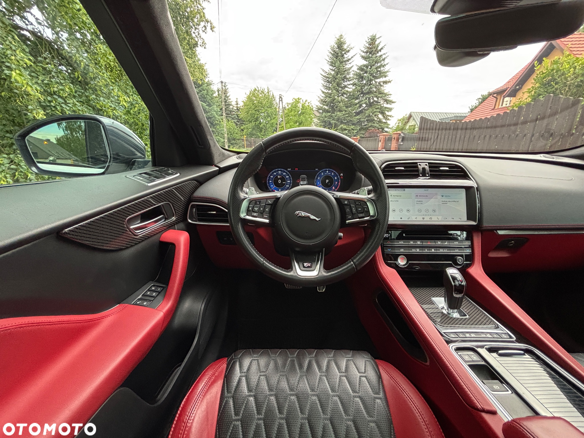 Jaguar F-Pace 5.0 V8 P550 AWD SVR - 13
