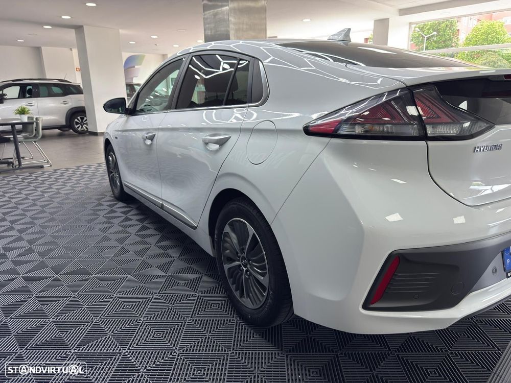 Hyundai Ioniq 1.6 GDI PHEV Pack Plus - 9