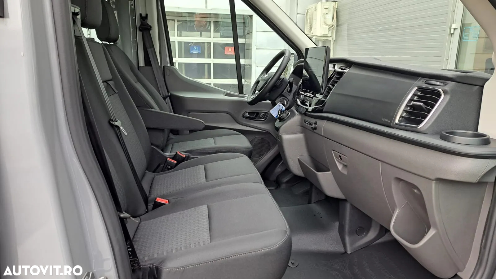 Ford NEW TRANSIT DCIV L3H2 6+1 T350 FWD - 15