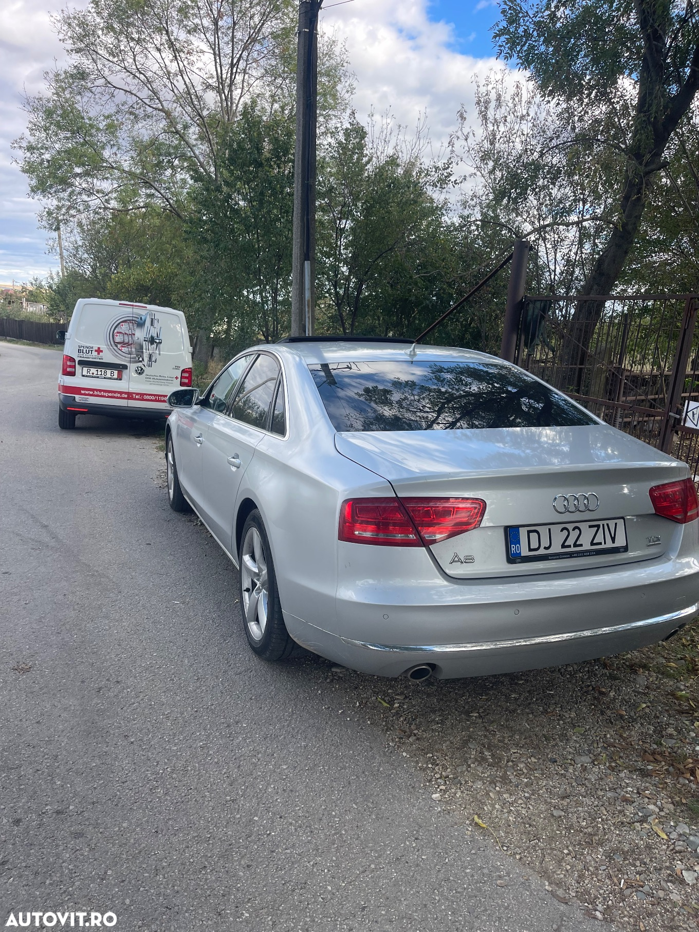 Audi A8 - 4