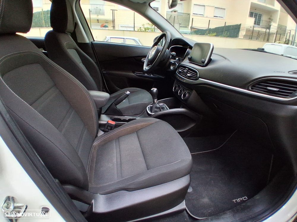 Fiat Tipo 1.3 M-Jet Lounge Tech - 16